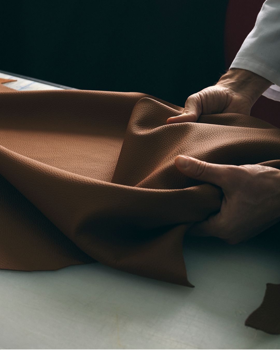 Lederpflege: So bewahrst du Jacken, Schuhe und Taschen in ihrer besten Form