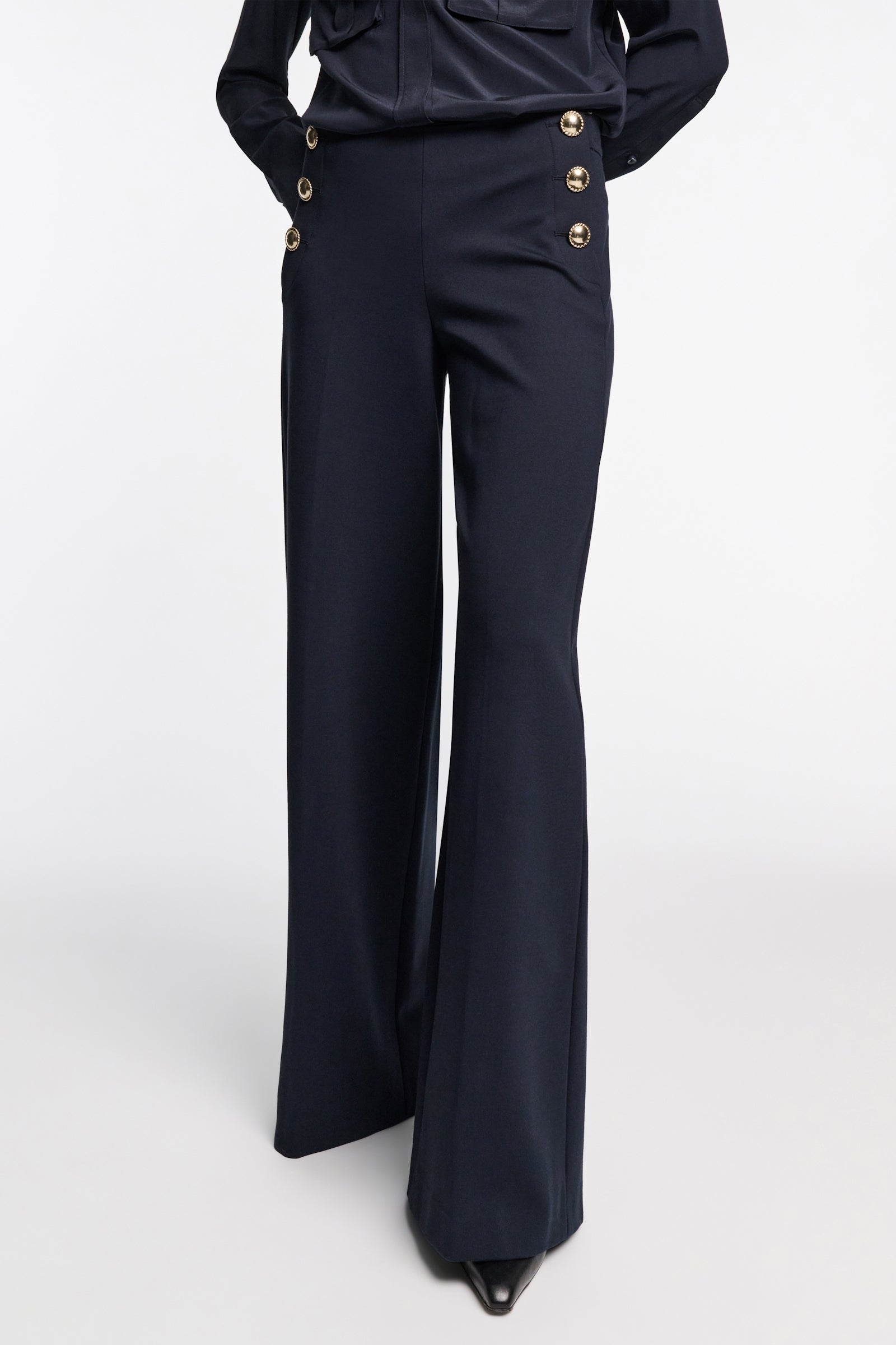 Hose Emotional Essence I