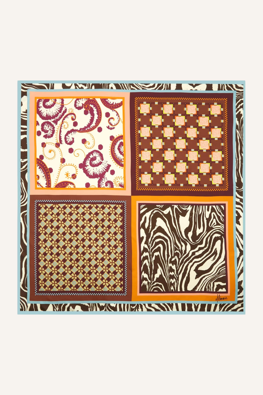 Quadratisches Tuch mit vier unterschiedlich gemusterten Feldern, darunter Paisley, geometrisches Muster, Karomuster und abstrakte Linien, umgeben von einem Rahmen mit Zebra-Muster und handgerollten Kanten