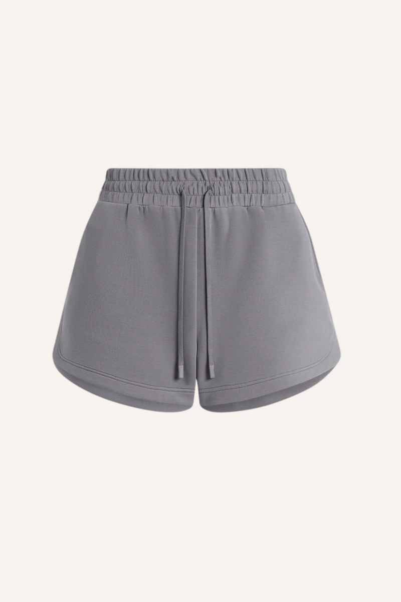 Figurbetonte High-Waist-Shorts mit schmalem, elastischem Bund und Kordelzug in babyblau
