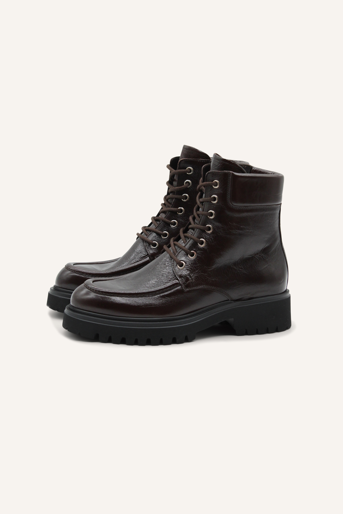 Boots Winfield