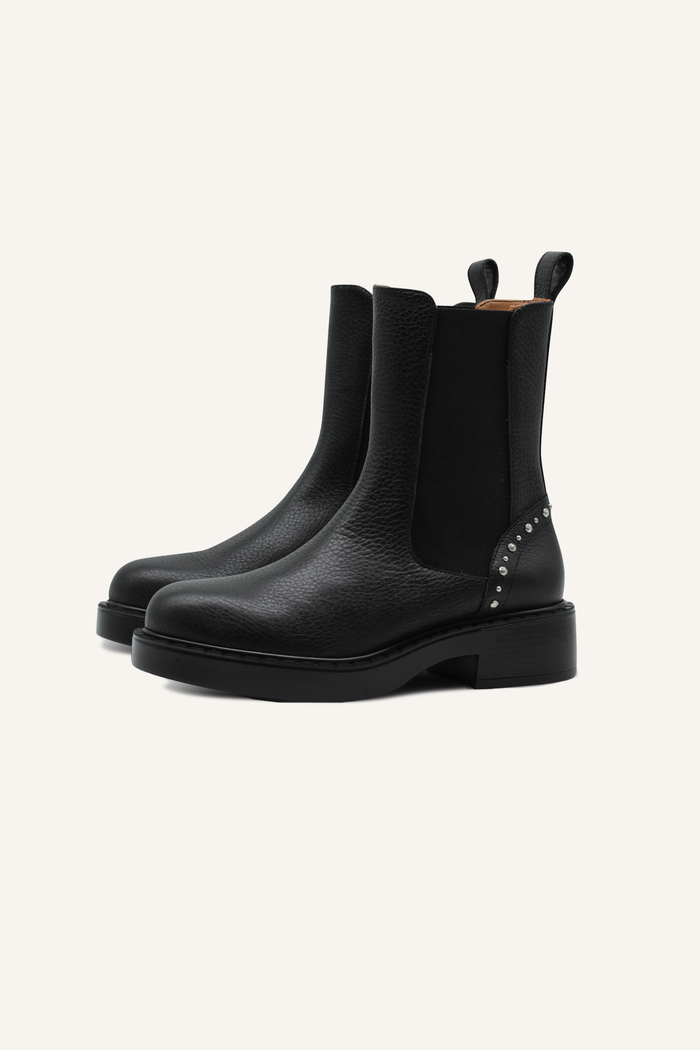 Boots Nina