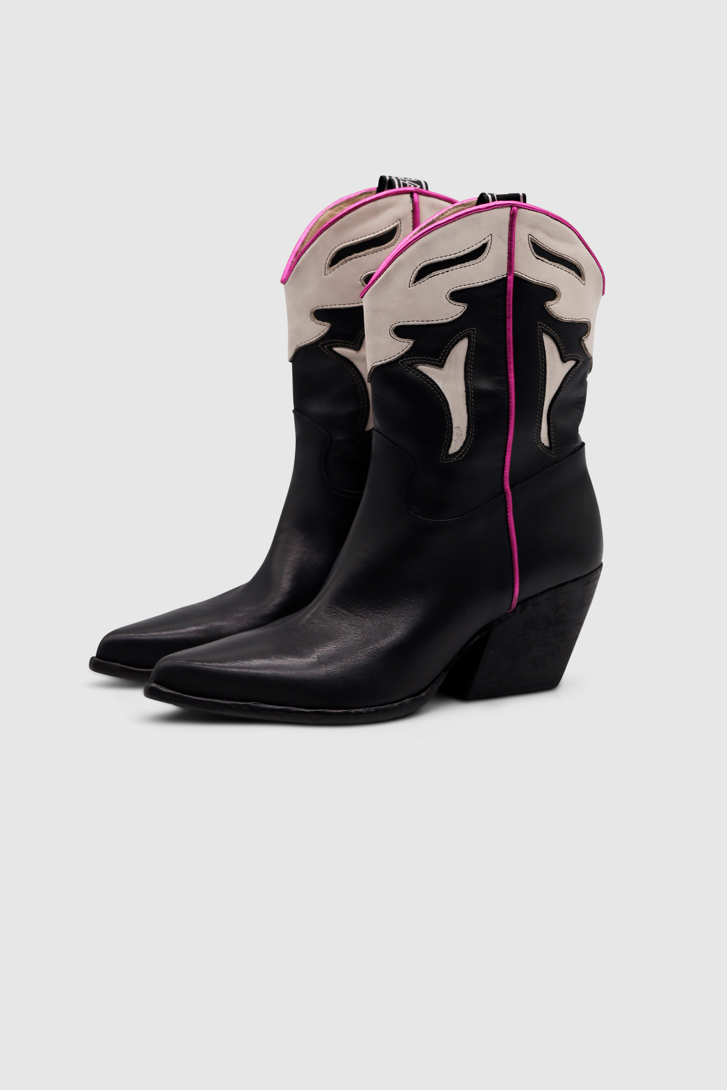 Cowboy Boots Wash Var. Nero/ Fuxia