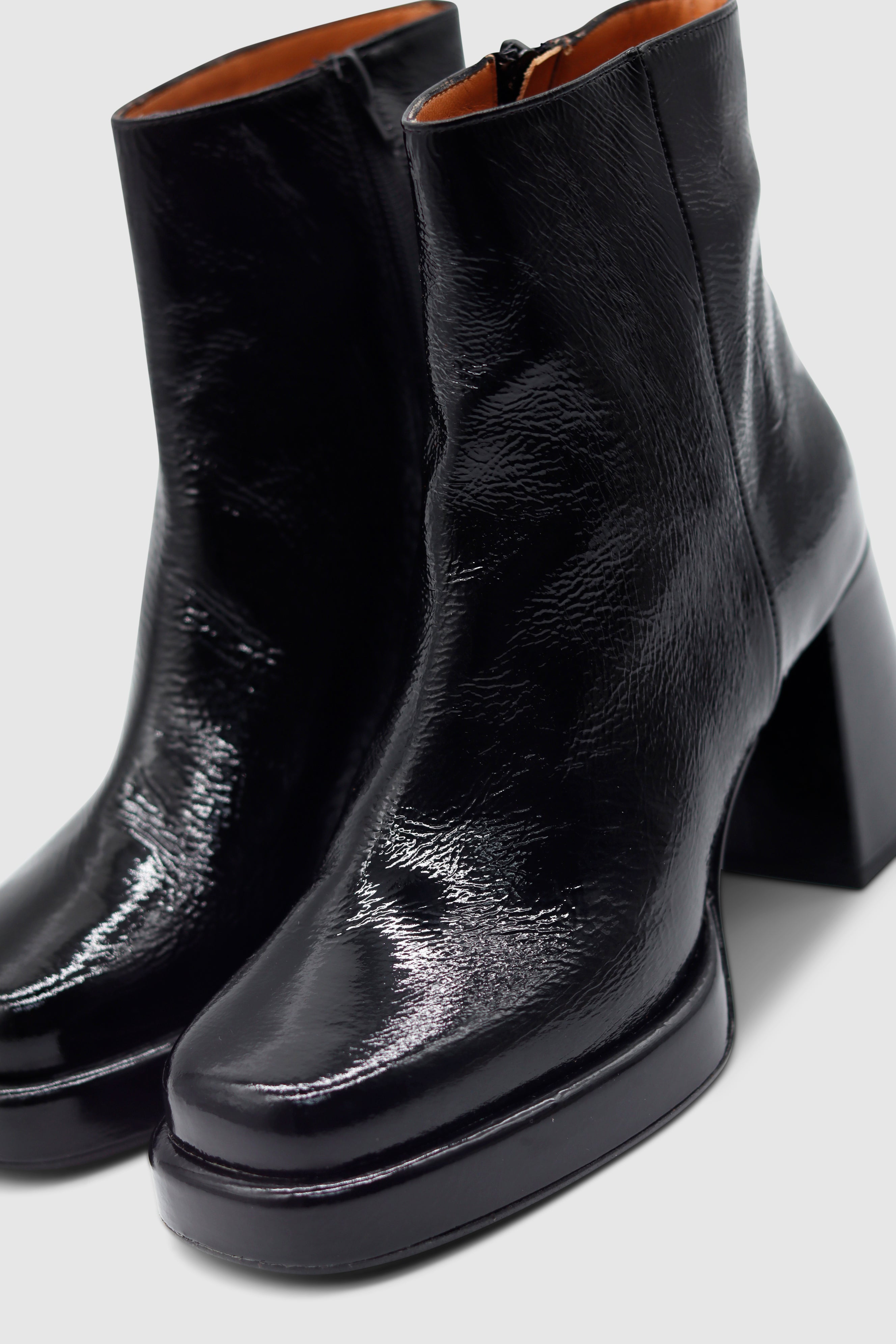Lise Boots Naplak Nero