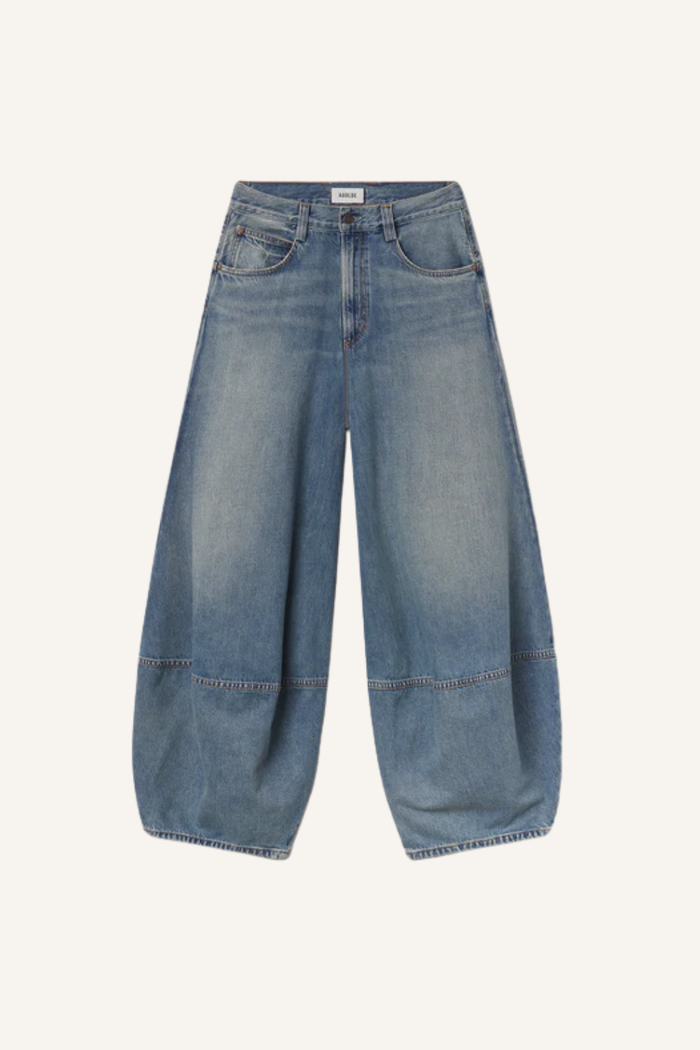 Mid-Rise Lantern Jeans mit Sommerlicher Silhouette