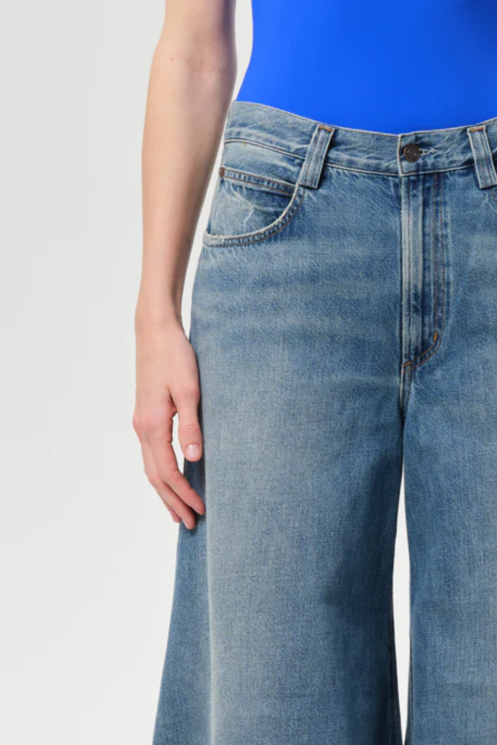 Jeans Lantern