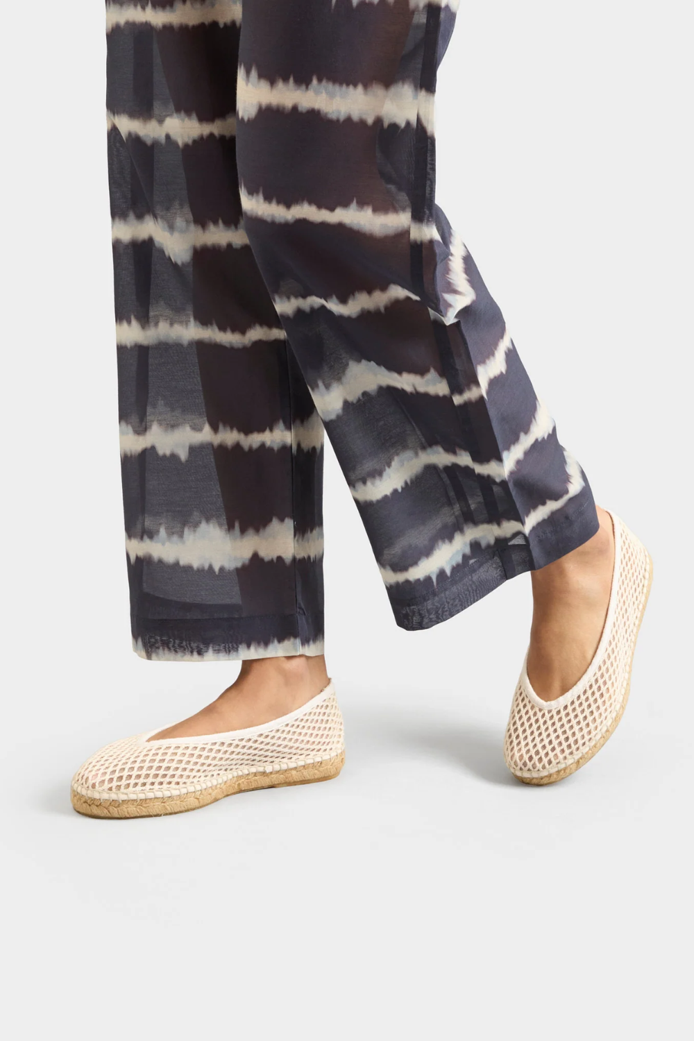 Espadrilles Ballet Flat aus Natürlichem weißem Mesh