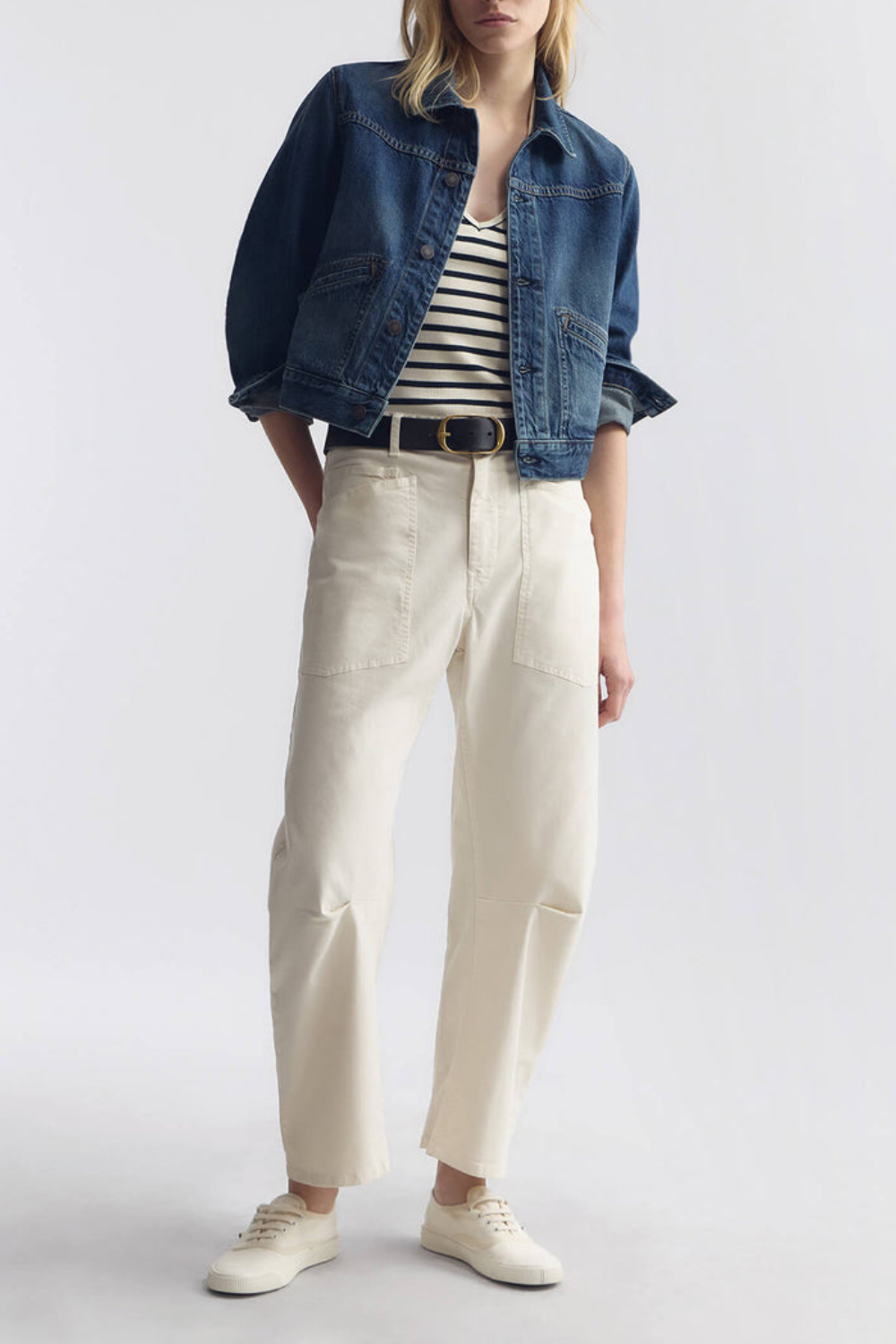 Mid-Rise Shon Hose mit Relaxed Barrel-Leg Silhouette