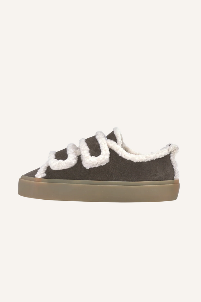 Sneaker Shearling Velcro in Dark Brown