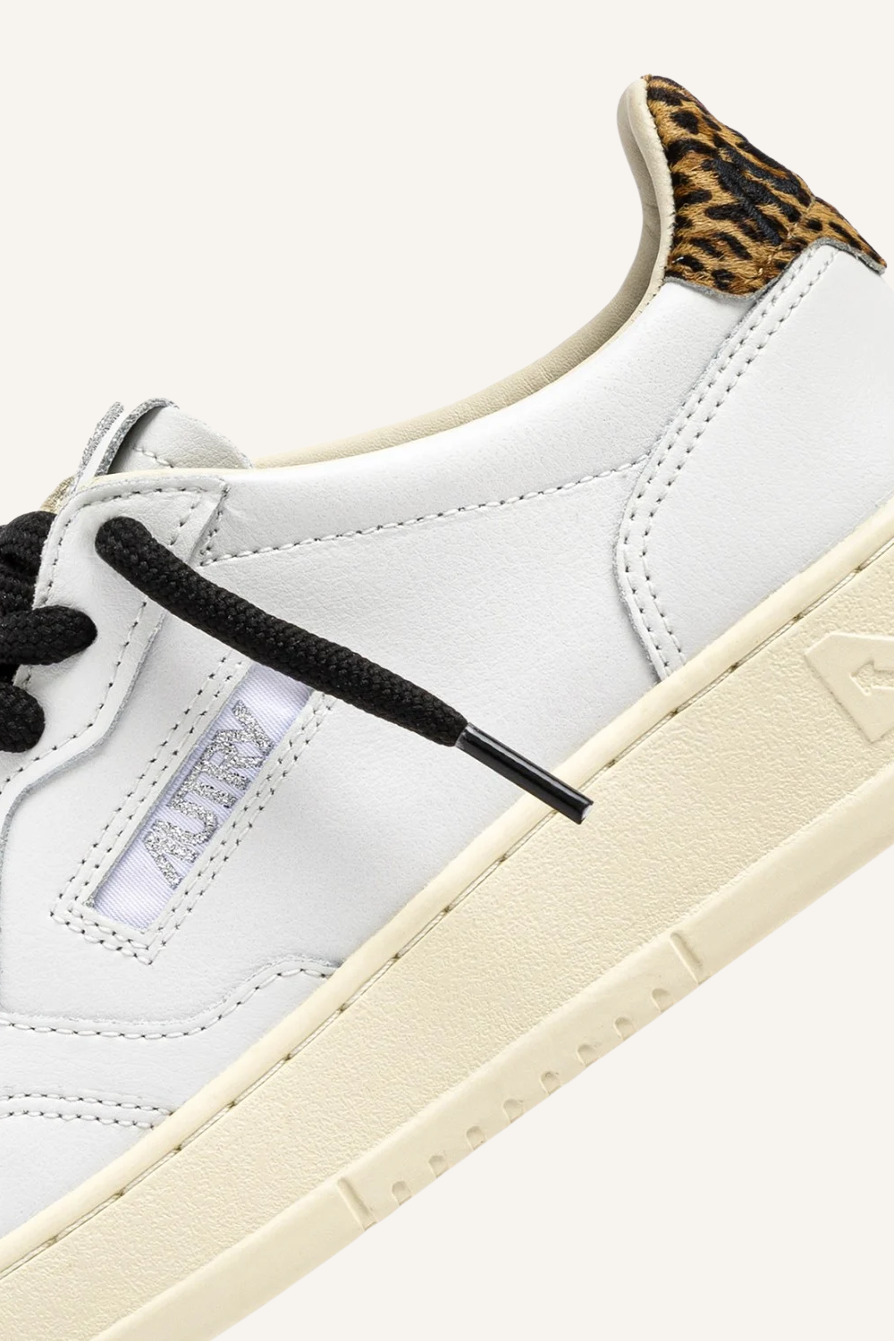 Sneaker Medalist W Low