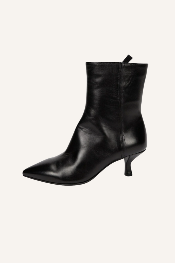 Stiefelette in Glove Nero