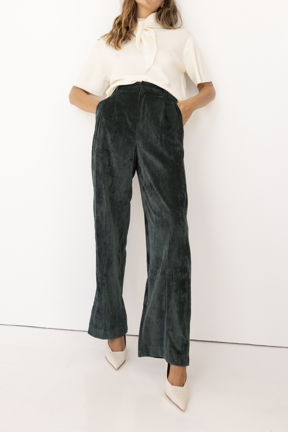 Hose Jorah Wide Wale Corduroy in Schoko