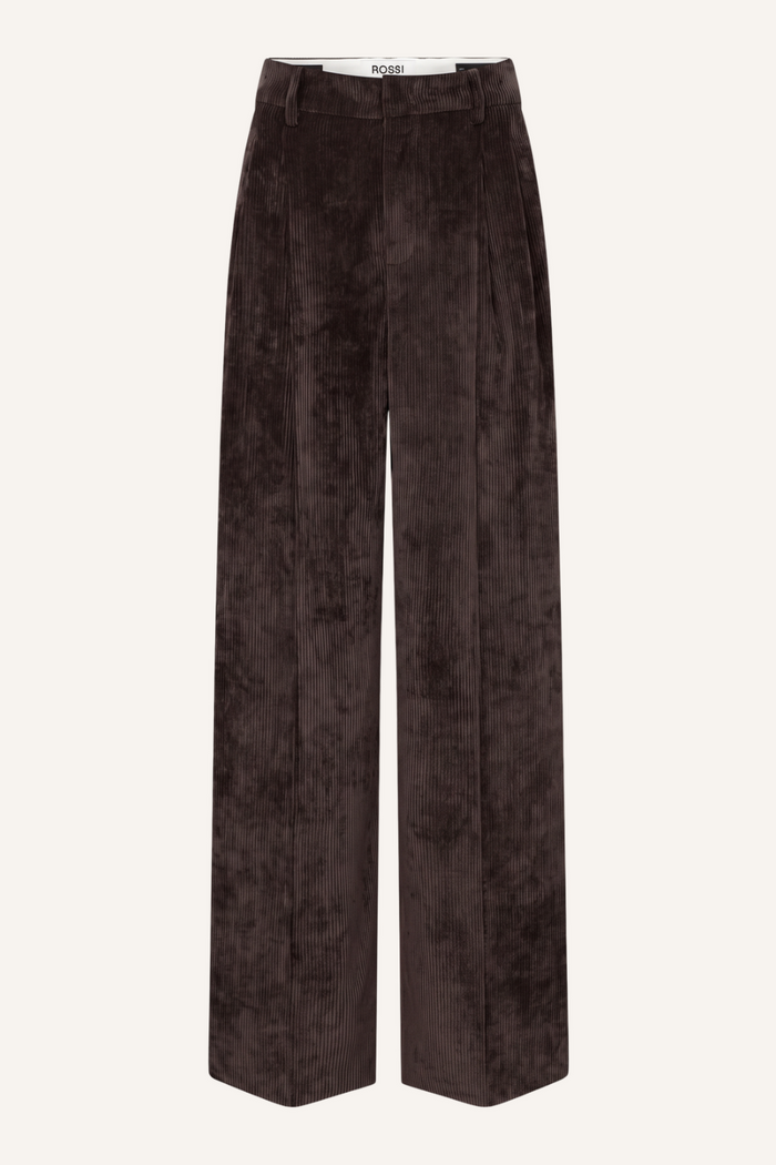 Hose Jorah Wide Wale Corduroy in Schoko