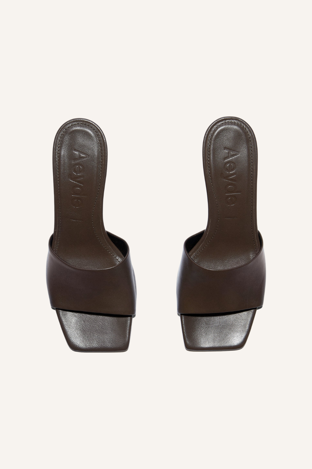 Schlichter Damenschuh Jessie Mule mit eckiger Zehenform, weichem Nappaleder und schlankem Blockabsatz