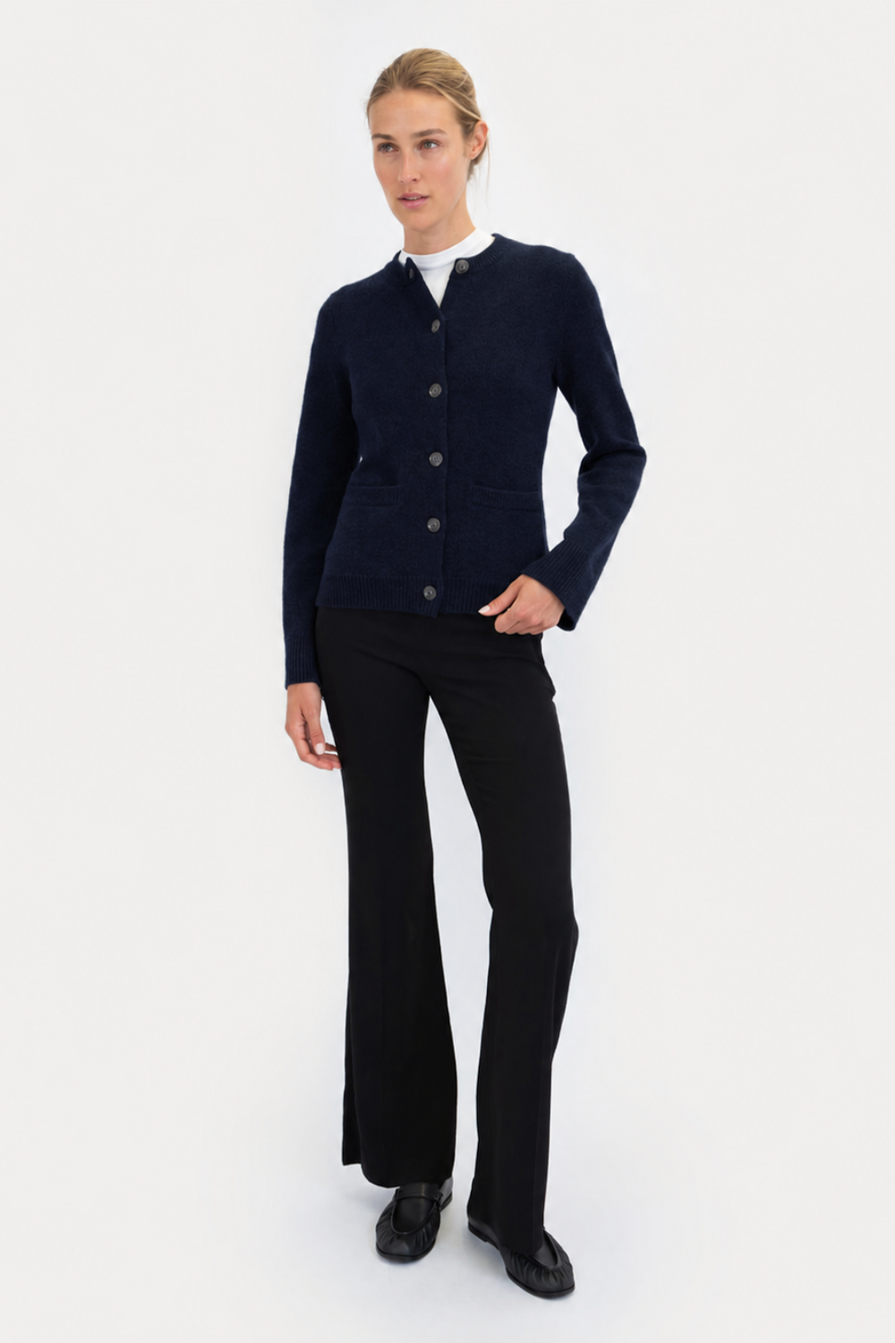 Cardigan Dorothea in Deep Blue