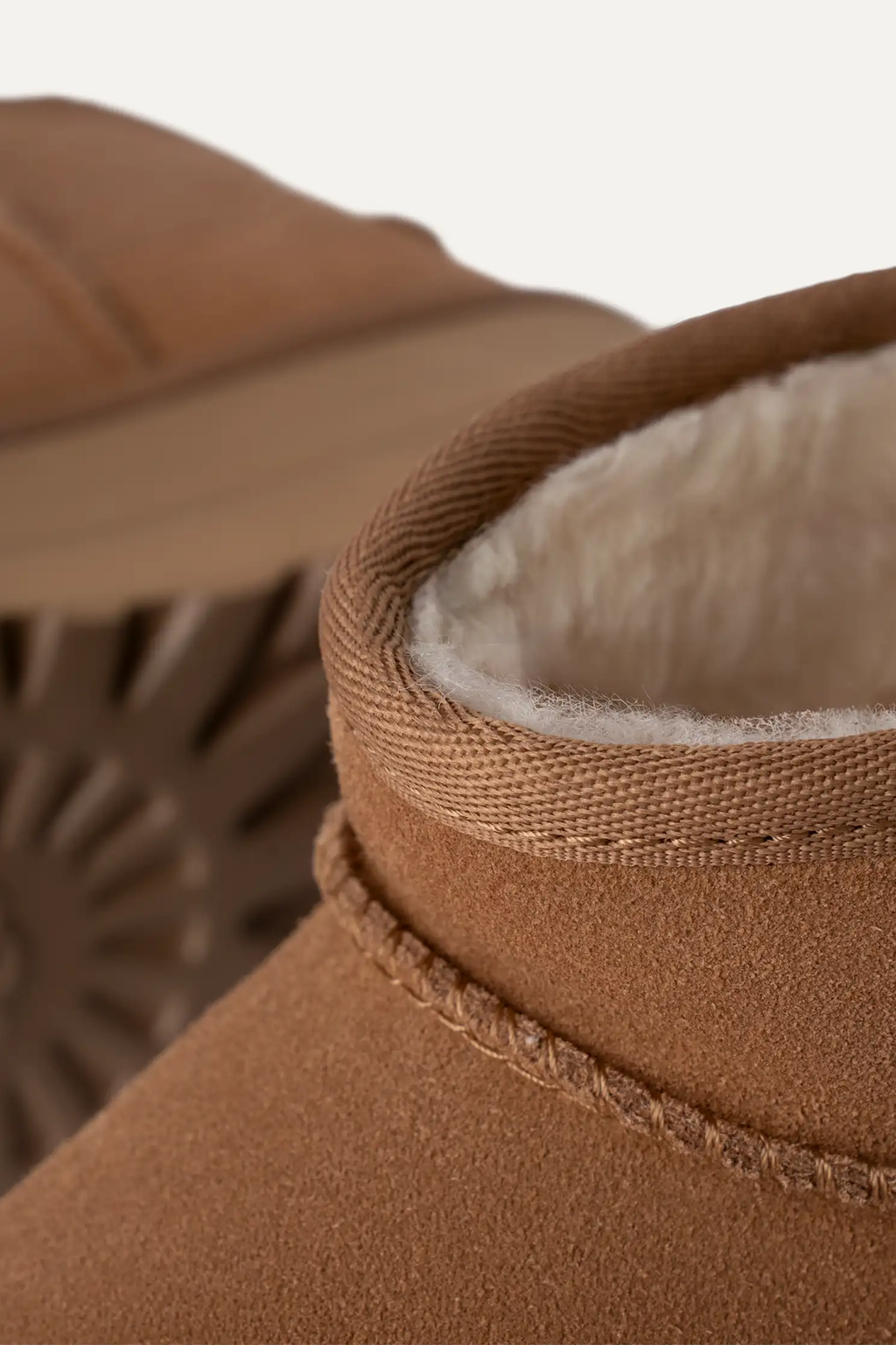 Boots Classic Ultra Mini Plateau