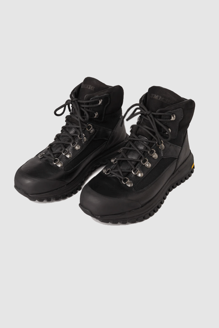 One Hiker Boot Black