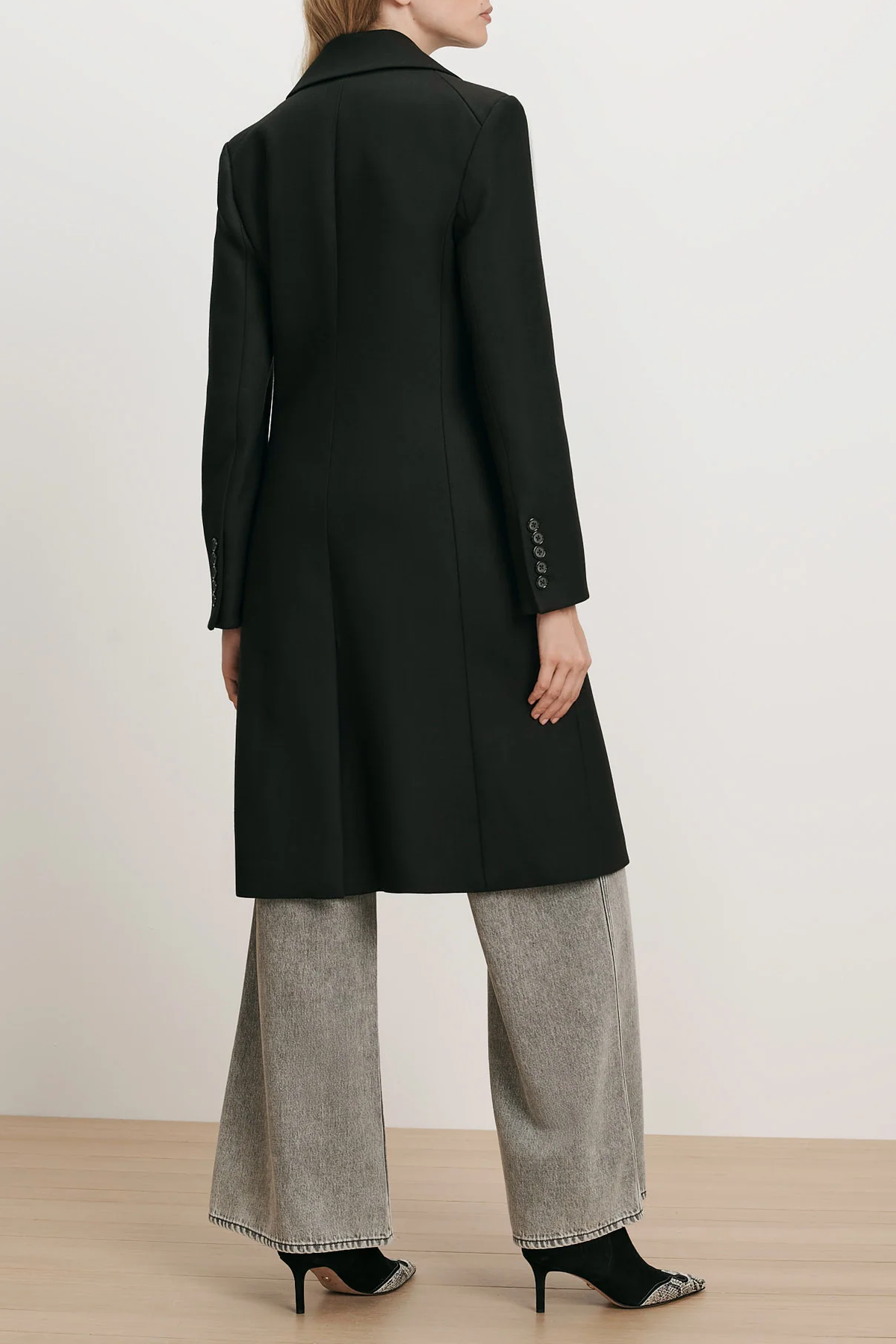 Mantel Stryder Dickey in Black