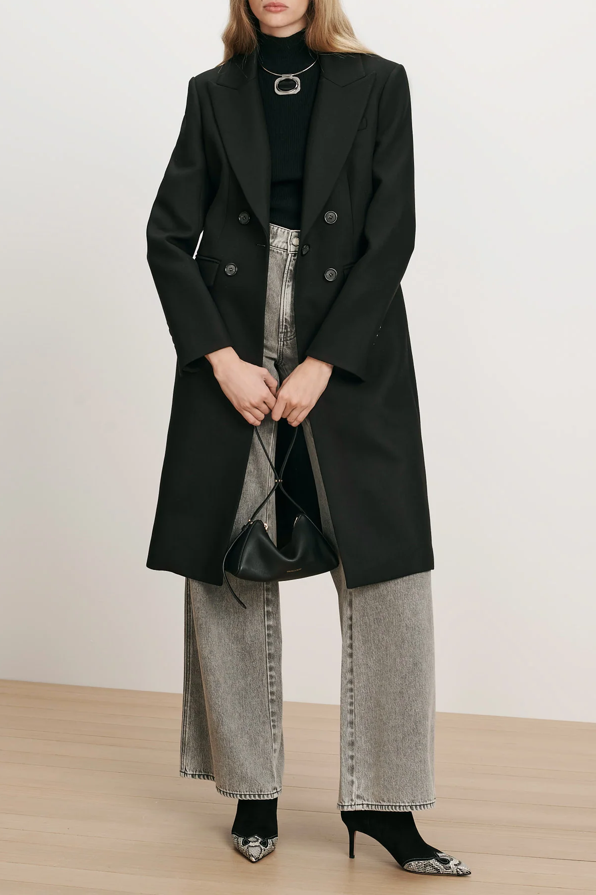 Mantel Stryder Dickey in Black