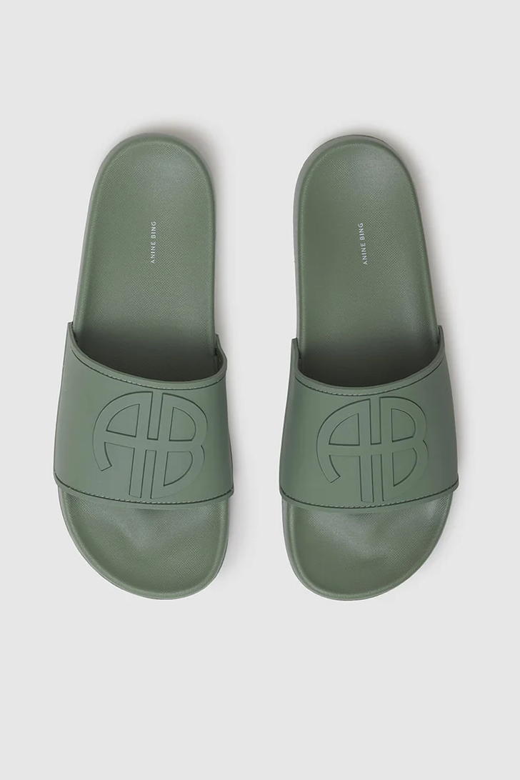 Isla Slides Artichoke