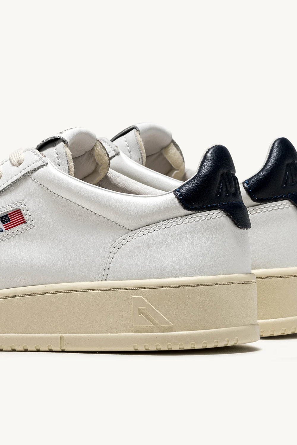 Sneaker Medialist M Low