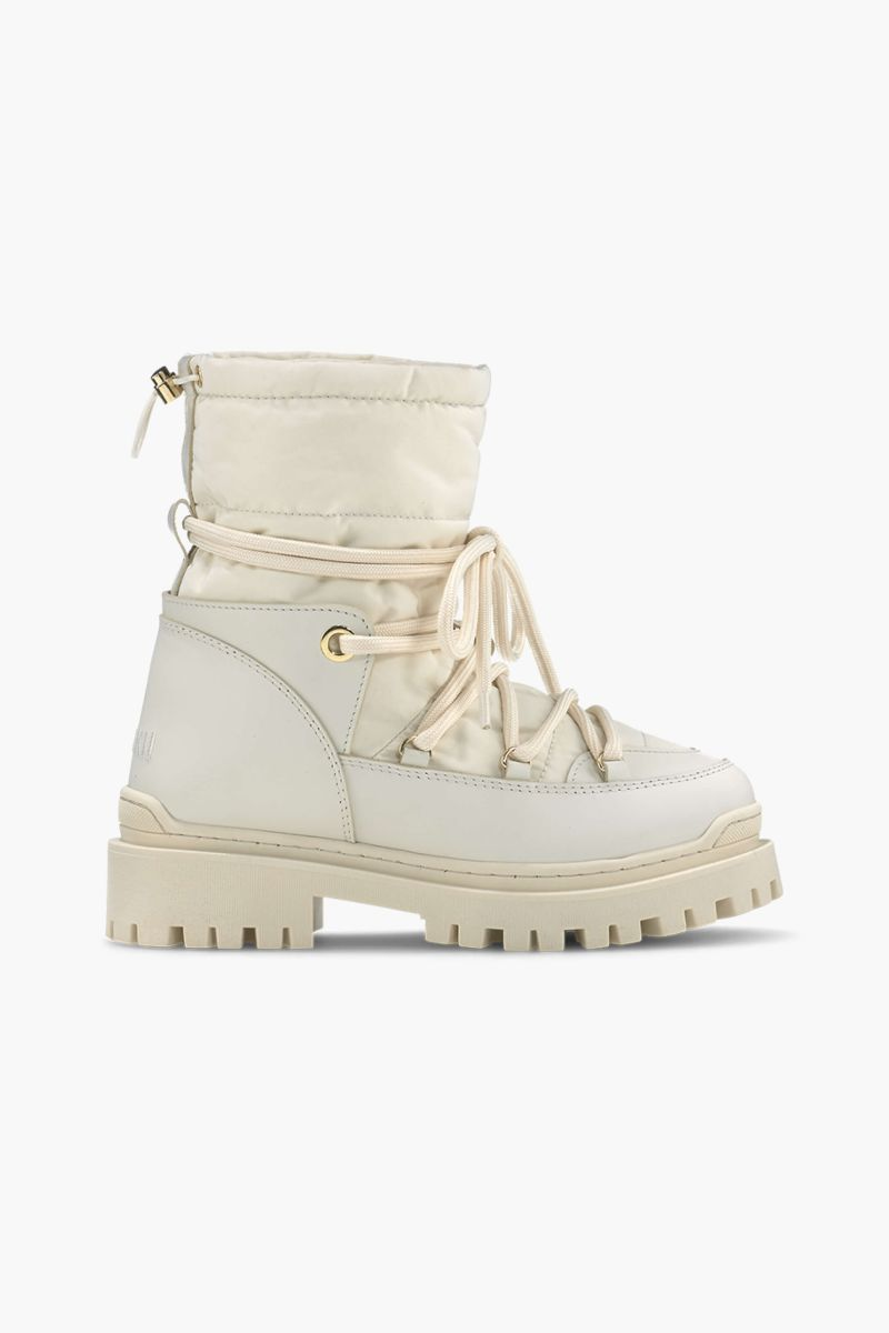 Boots Performance Bomber