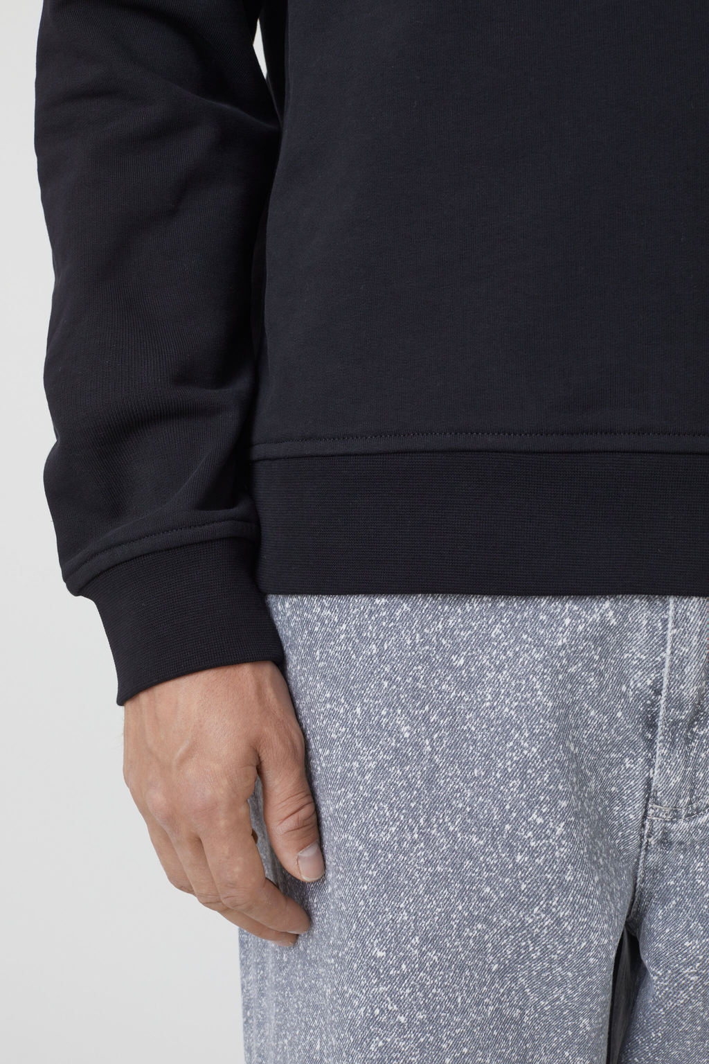 Classic Sweater Black