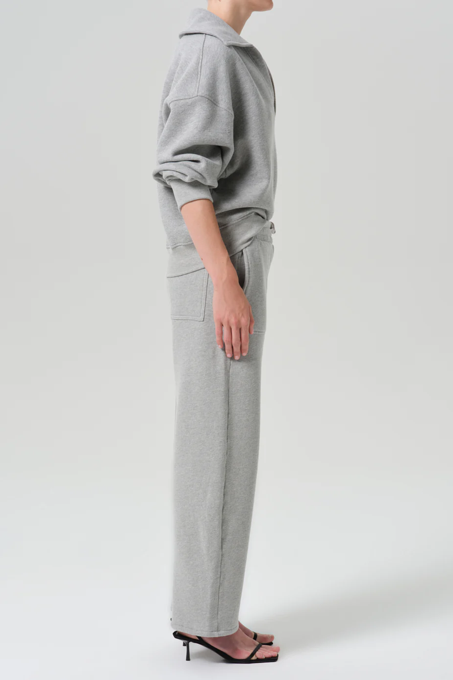 Freya Sweatpant in Heather Grey