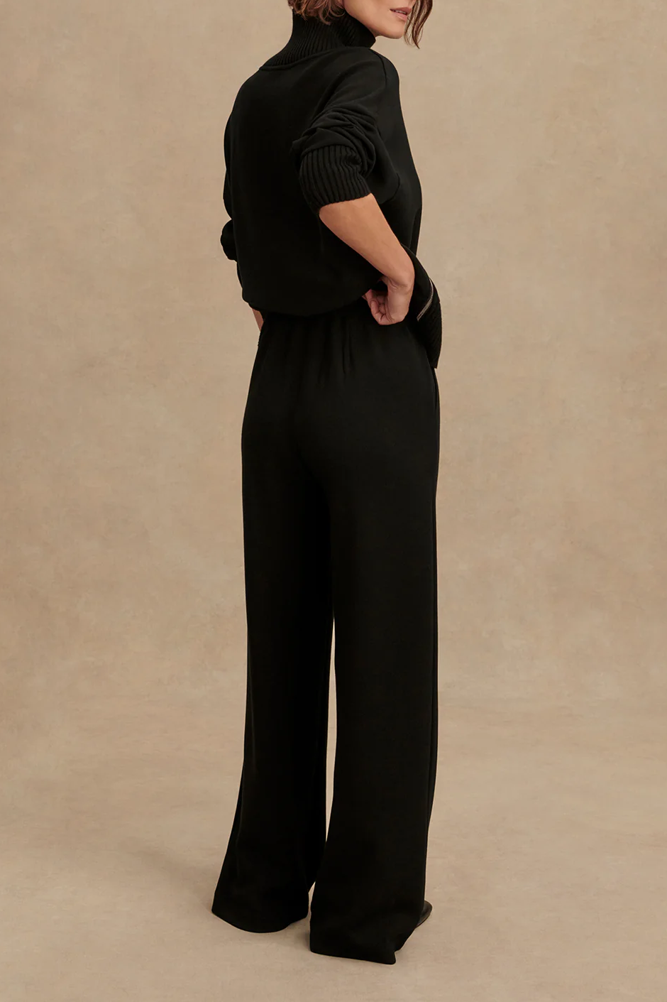 Hose The Extra Wide Leg 32