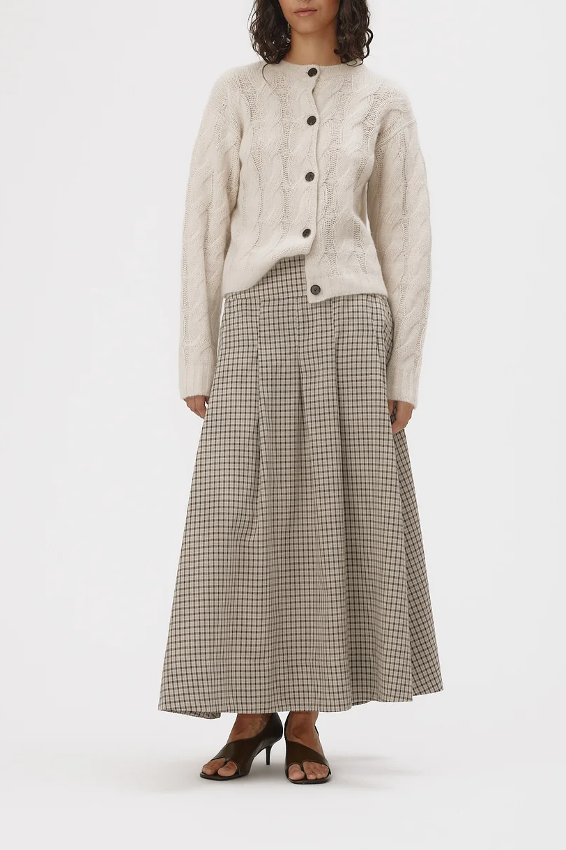 Strickjacke Karin Cable aus Waschbärwolle