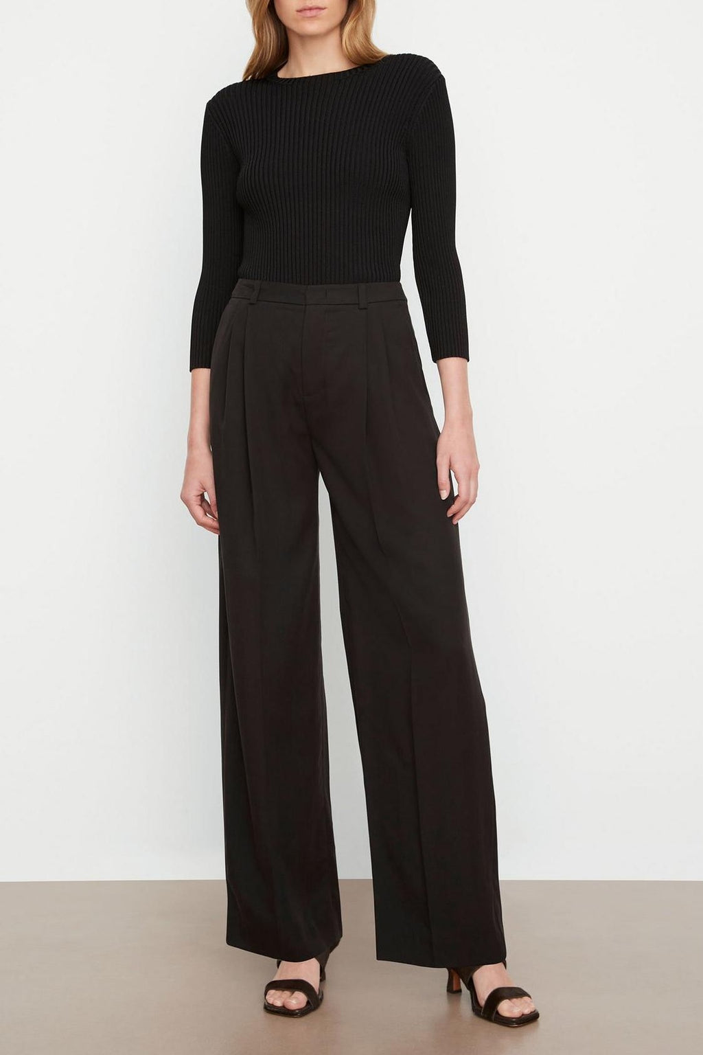 Pleated trousers