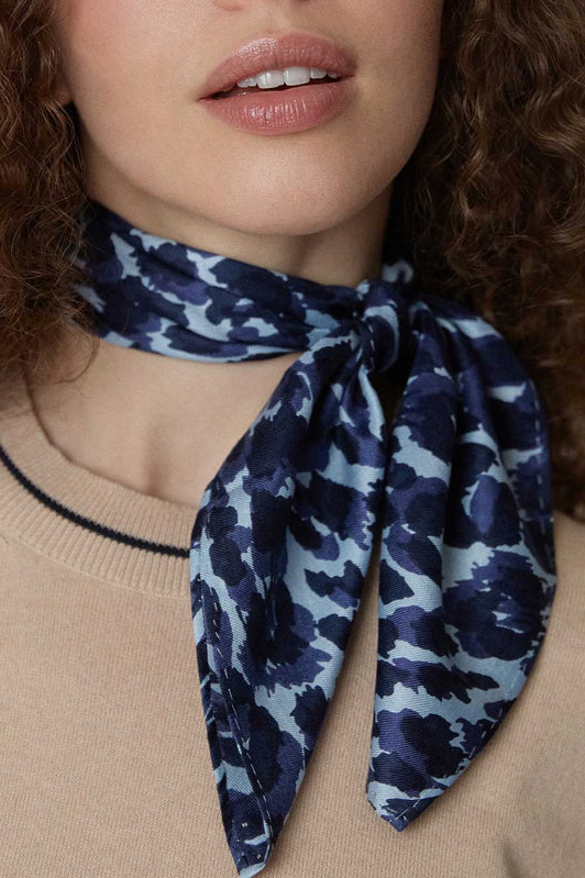 Tuch Silktwill Midi 70