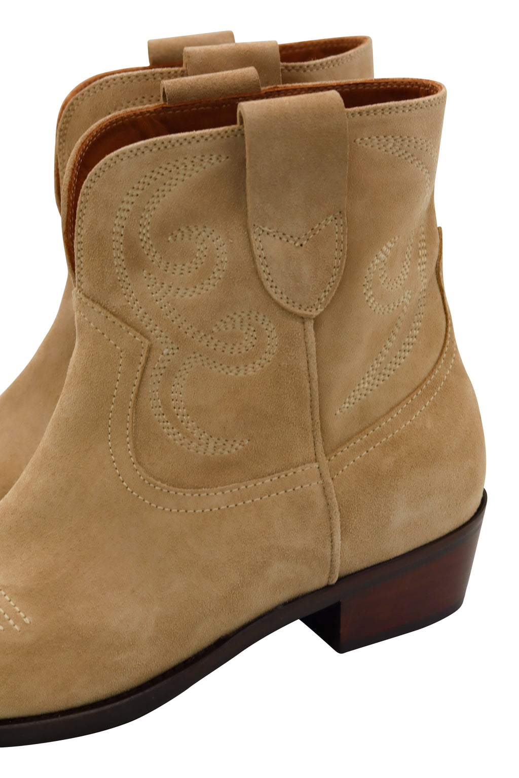 Puja Basket Ankle Boots Buffalo